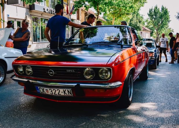 Šesti Opel oldschool Hercegovina (FOTO)