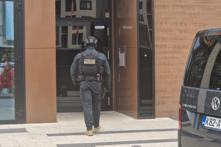 FUP vrši pretrese u Mostaru i Sarajevu