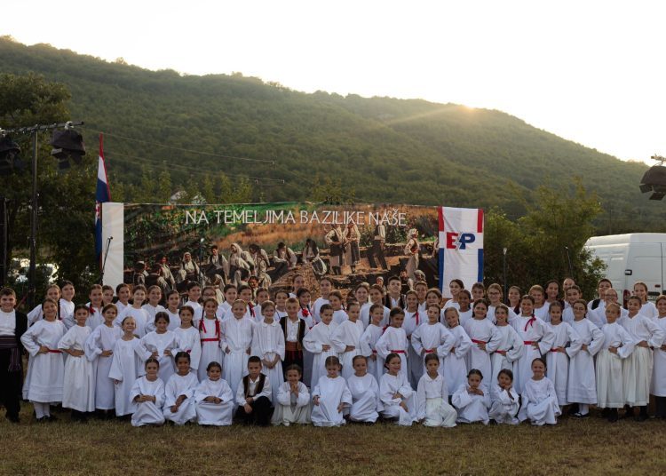 U Mokrom priređena velika fešta