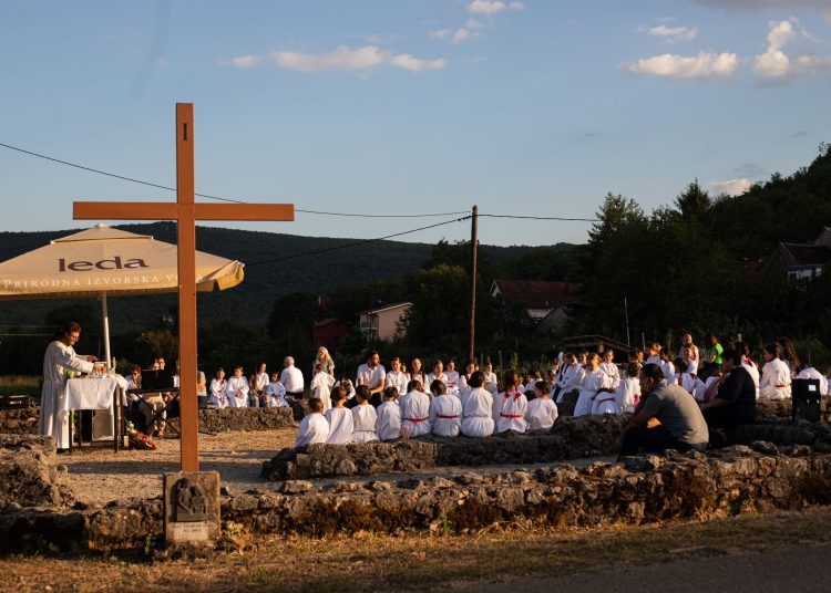 U Mokrom priređena velika fešta
