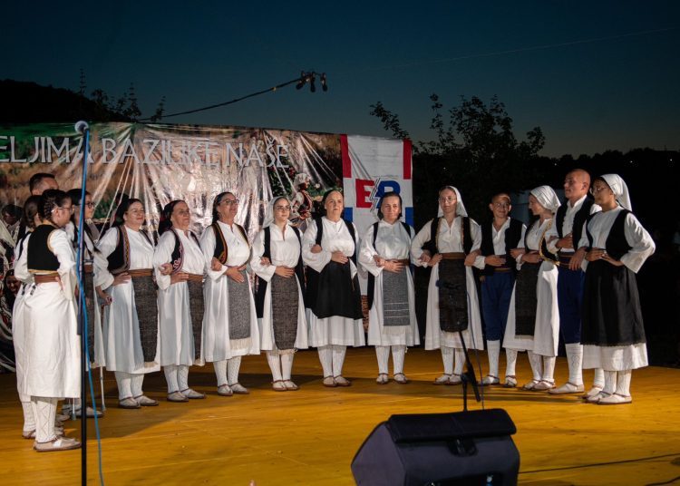 U Mokrom priređena velika fešta