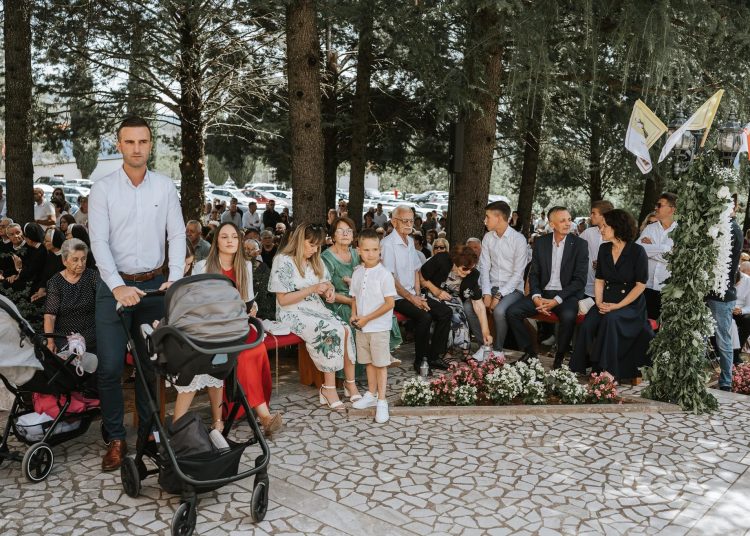 Svečana mlada misa u Ljubotićima: Radost i zahvalnost mladomisnika fra Ante Vukoje
