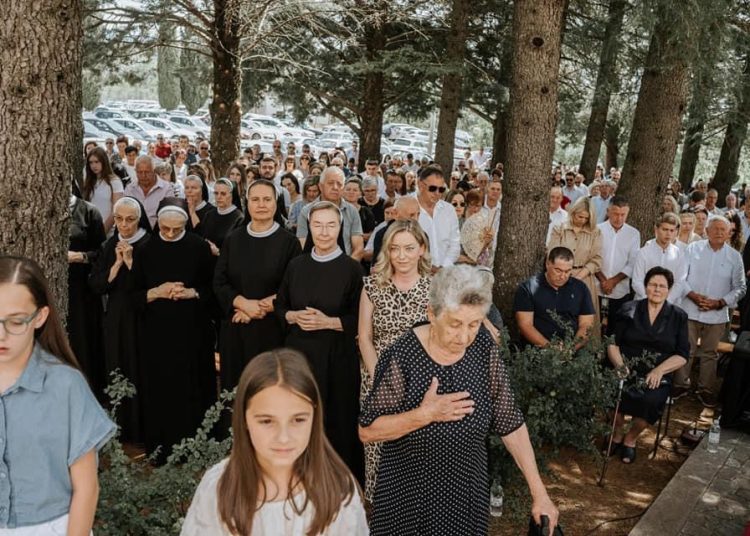 Svečana mlada misa u Ljubotićima: Radost i zahvalnost mladomisnika fra Ante Vukoje