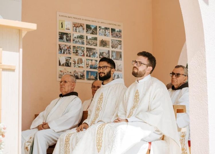 Svečana mlada misa u Ljubotićima: Radost i zahvalnost mladomisnika fra Ante Vukoje