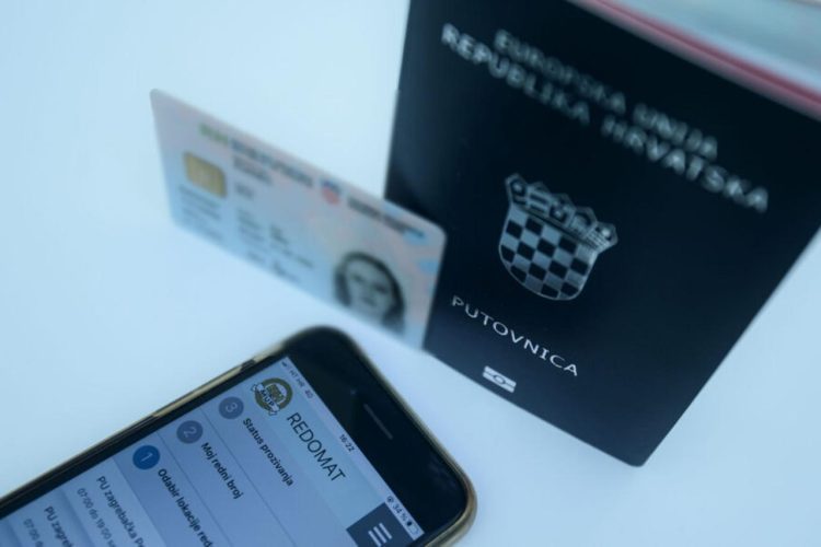 Morate izvaditi dokumente? Evo kolike su cijene nove osobne, vozačke i putovnice