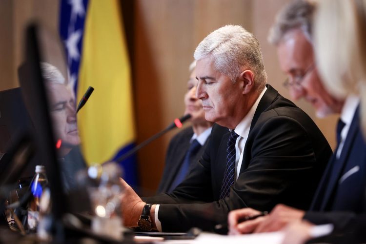 Tjedan velikih odluka ili pak novih prijepora vladajućih