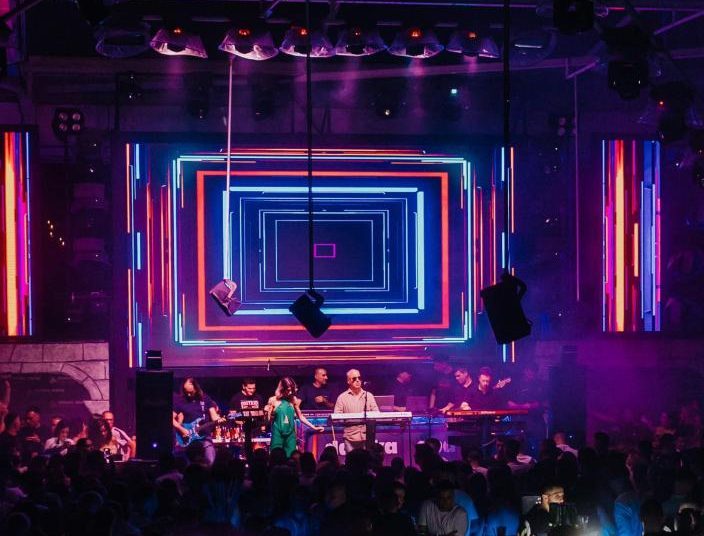 Saša Matić “zakucao” Daleku: Pogledajte galeriju fotografija