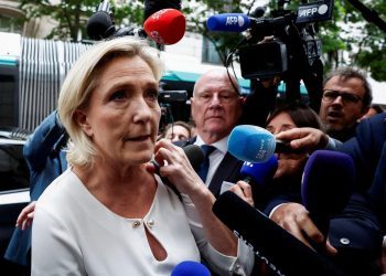 Preokret u Francuskoj: Šok za desnicu i Le Pen