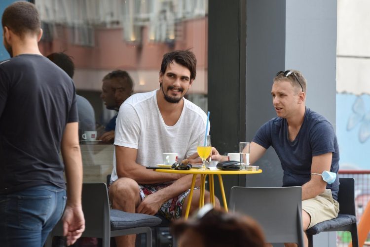Grčki mediji: Dario Šarić ležao bez svijesti nakon što su ga pretukli u Grčkoj