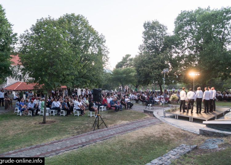 Dvadeset godina klape Bratovština proslavljeno uz veličanstven susret klapa