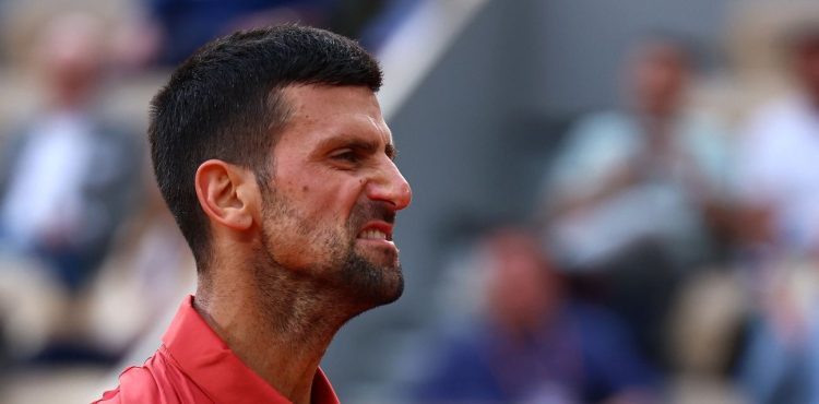 Novak Đoković bez borbe prošao u polufinale Wimbledona