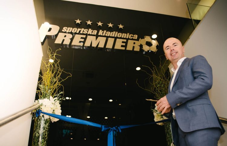 Vlasnik Premier kladionice svakom radniku poklonio lijep iznos za godišnji odmor