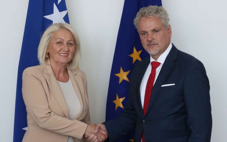Krišto zahvalila Sattleru za odličnu suradnju i njegovu ulogu koju je imao na europskom putu BiH