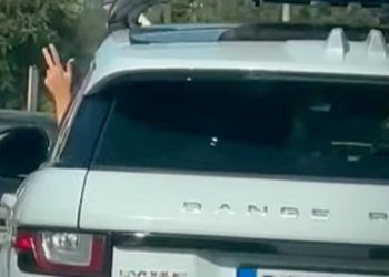 Policija: Dijete je pokazivalo tri prsta iz SUV-a u Kaštelima. Otac je kažnjen