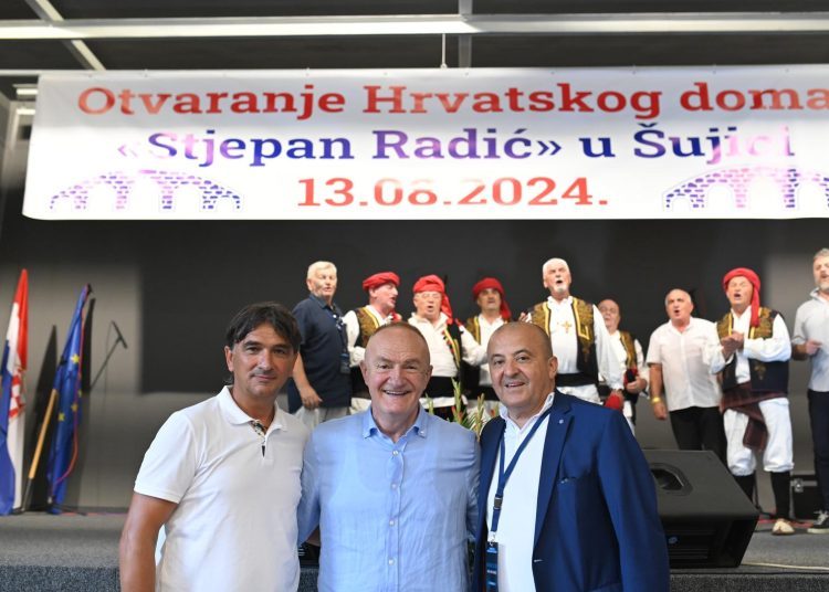 U Šujici svečano otvoren obnovljeni hrvatski dom “Stjepan Radić“