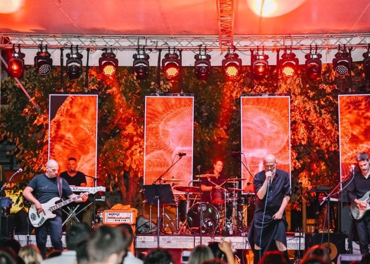 Odličan koncert Damira Urbana, Ane Širić i Ivane Jukić u Posušju