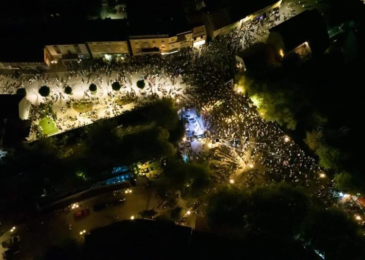 Pogledajte kako je Široki Brijeg izgledao iz zraka navečer za Gospojinu