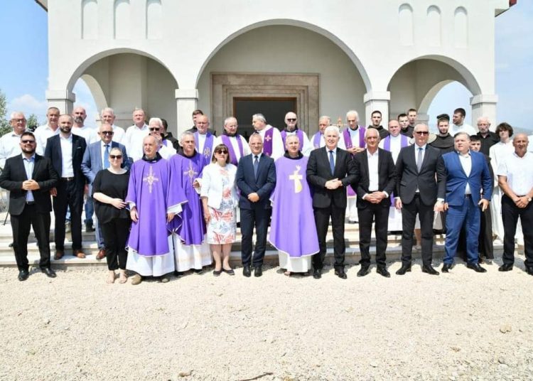 Bile: Na ‘Groblju mira’ obilježen Europski dan sjećanja na žrtve totalitarnih režima