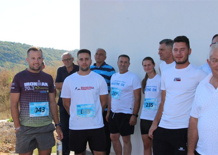 Posuško lito: 1. humanitarno-memorijalna utrka ”Rakitno 8K” okupila preko 400 trkača!