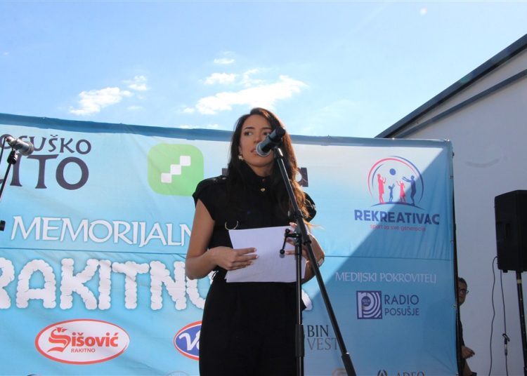 Posuško lito: 1. humanitarno-memorijalna utrka ”Rakitno 8K” okupila preko 400 trkača!