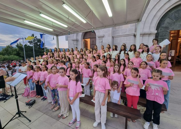 Foto: Franjevački samostan i župa Široki Brijeg