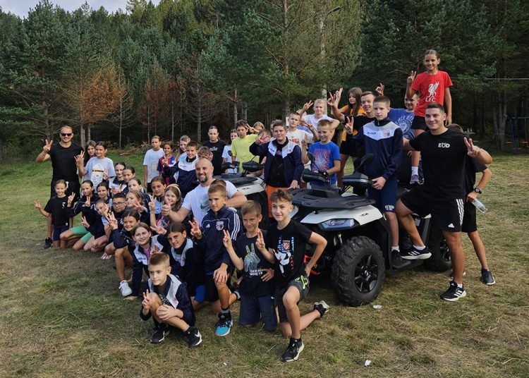 Članovi Karate kluba “Široki” na pripremama na Blidinju