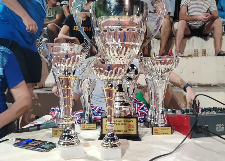 Stara mjesna zajednica pobjednik Lige Mjesnih zajednica općine Neum