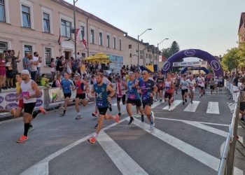 Natjecatelji iz osam država na jubilarnoj Duvanjskoj desetki