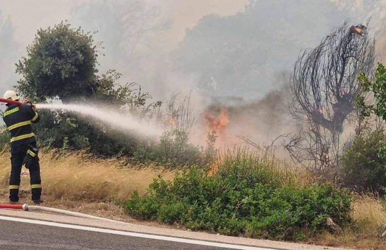 Policija upozorava na visoke kazne nakon desetaka požara u Hercegovini