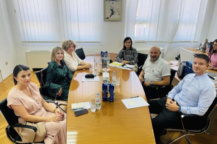 Sindikat državnih službenika FBiH održao sastanak u Županijskom sudu u Širokom Brijegu