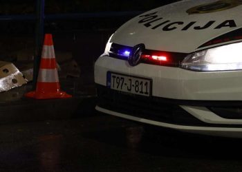 Maloljetnici s fantomkama bježali od policije, iz policijske stanice u Mostaru pokupili ih roditelji