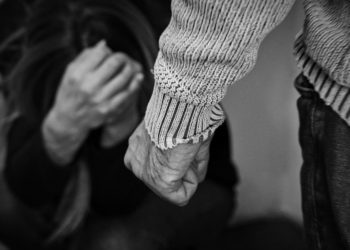 Masovno korištenje društvenih mreža među najčešćim razlozima nasilja u obitelji