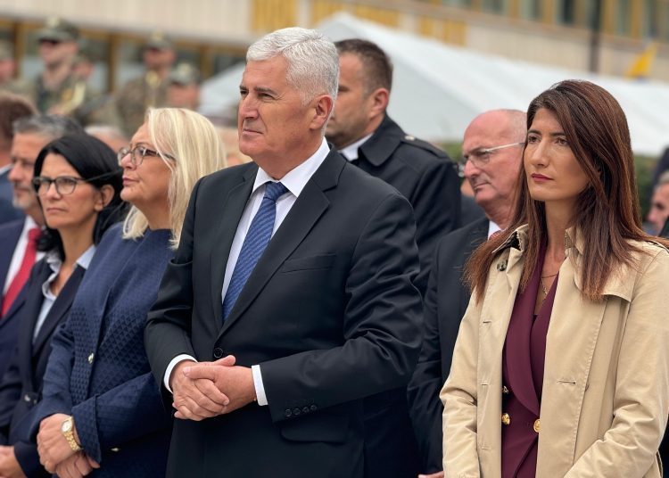 Čović na obljetnici oslobođenja Jajca: 13. rujan nije samo datum, danas treba zastati i sjetiti se onih koji su sebe ugradili u svoju domovinu