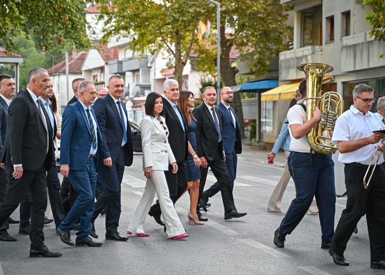 Održana središnja svečanost manifestacije „Dani berbe grožđa Brotnjo 2024.”