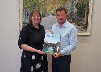 Gradonačelnik Kordić upriličio prijem za prvu Mostarku u Kući slavnih