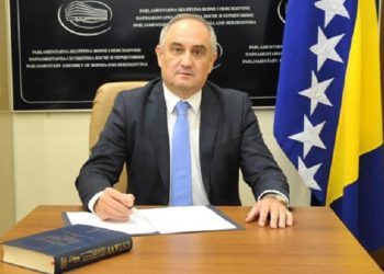 Pitanje Doma naroda i izbora člana Predsjedništva nužno riješiti u idućih 15 mjeseci