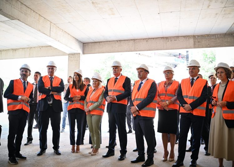 Čović i Plenković posjetili ključne projekte u Mostaru: Naglasak na kulturnoj, obrazovnoj i zdravstvenoj infrastrukturi