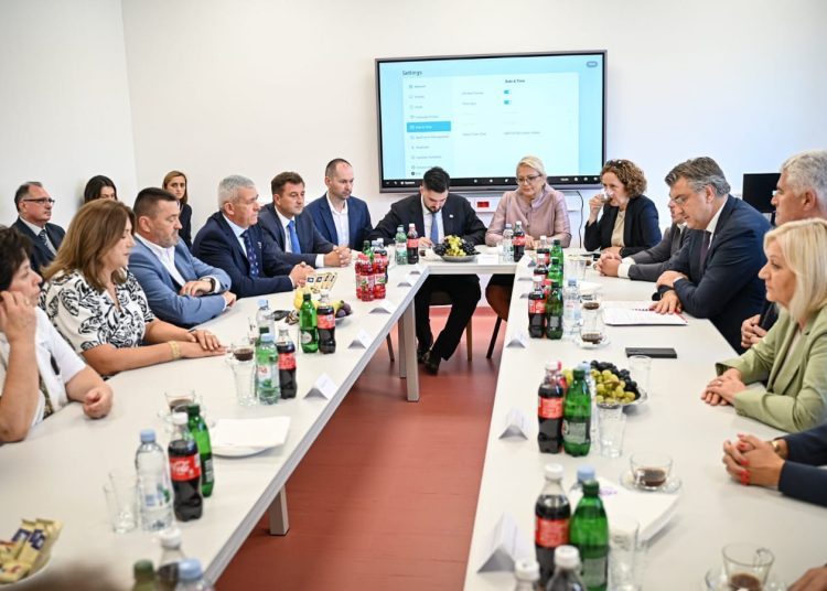 Čović i Plenković posjetili ključne projekte u Mostaru: Naglasak na kulturnoj, obrazovnoj i zdravstvenoj infrastrukturi