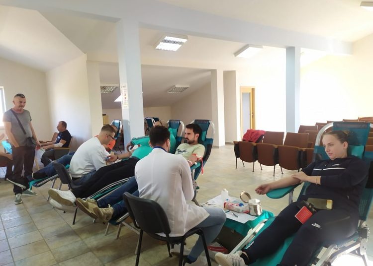 Široki Brijeg: Prikupljeno 36 doza krvi u akciji na Uzarićima