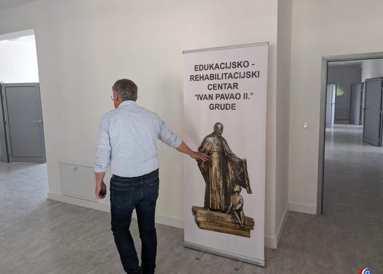 Grude dobivaju najsuvremeniji edukacijsko-rehabilitacijski centar. Na otvaranje stižu Čović, Milas…