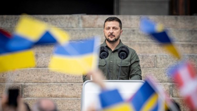 Ukrajinski ministri napuštaju Zelenskog. Što se događa?