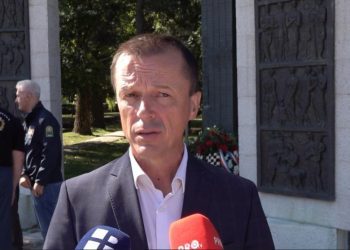 Svečano obilježen “Dan branitelja Livna“