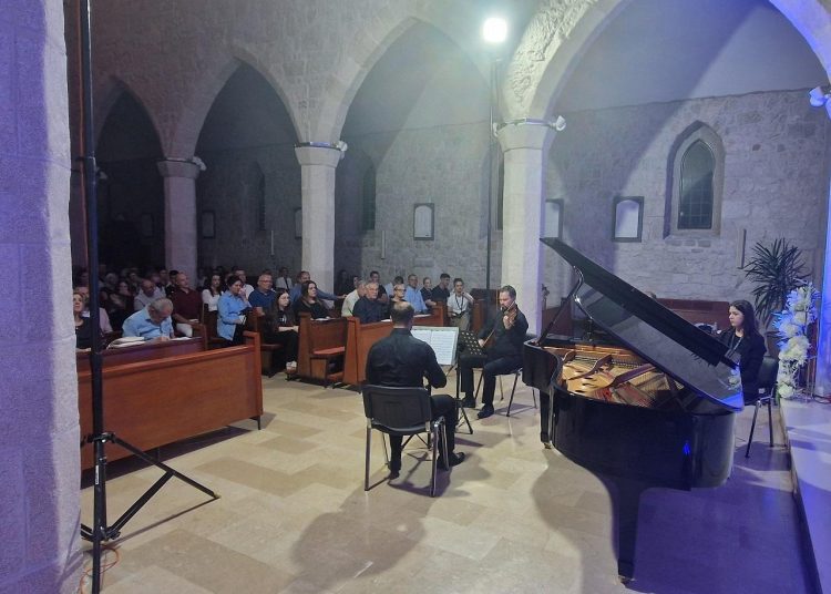 U Grudama započeo festival ‘Glazba na kamenu‘, nastavak večeras u Širokom Brijegu
