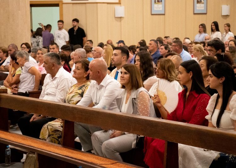 Petorica franjevaca Hercegovačke franjevačke provincije položila su u Posušju svoje svečane redovničke zavjete