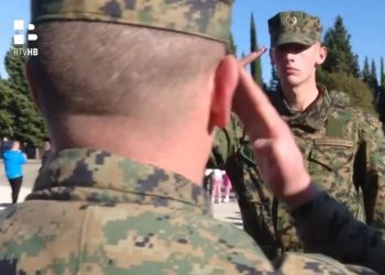 Vojni rok kao militarizacija društva ili korisna obuka?