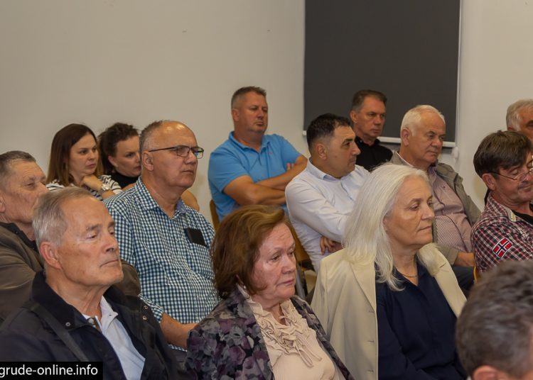 U Grudama predstavljena knjiga „Ganga – osebujno pučko pivanje“