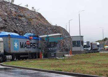 Kamion  udario u carinsku kućicu na Bijači i potpuno je uništio