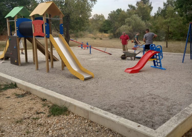 Široki Brijeg: Uređeno igralište pored osnovne škole u Provu