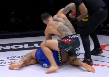 Pogledajte što je Vaso Bakočević učinio nakon kontroverzne pobjede nad Pejićem