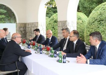 Plenković, Schmidt i Peach razgovarali o podršci BiH na europskom putu